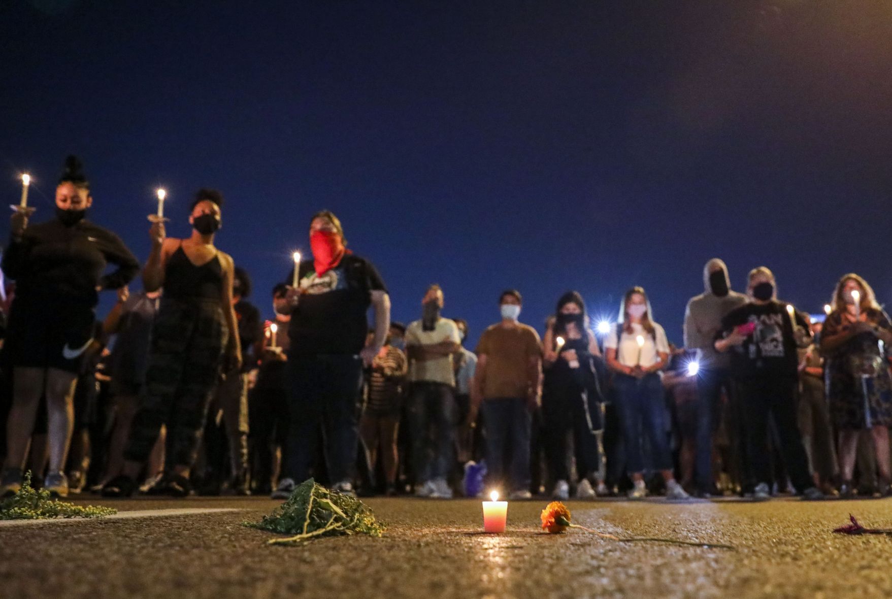 Protesters hold vigil for Breonna Taylor